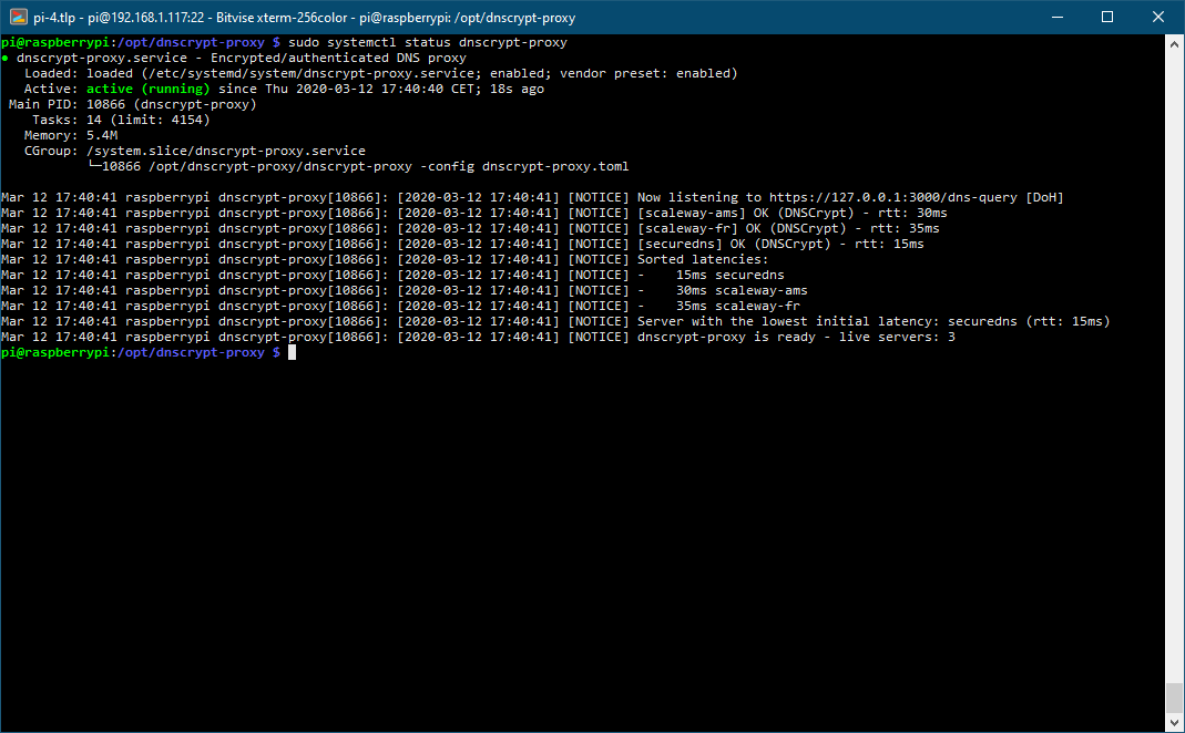 DNSCrypt-Proxy service is running successfully. Screenshot shows a different configuration.